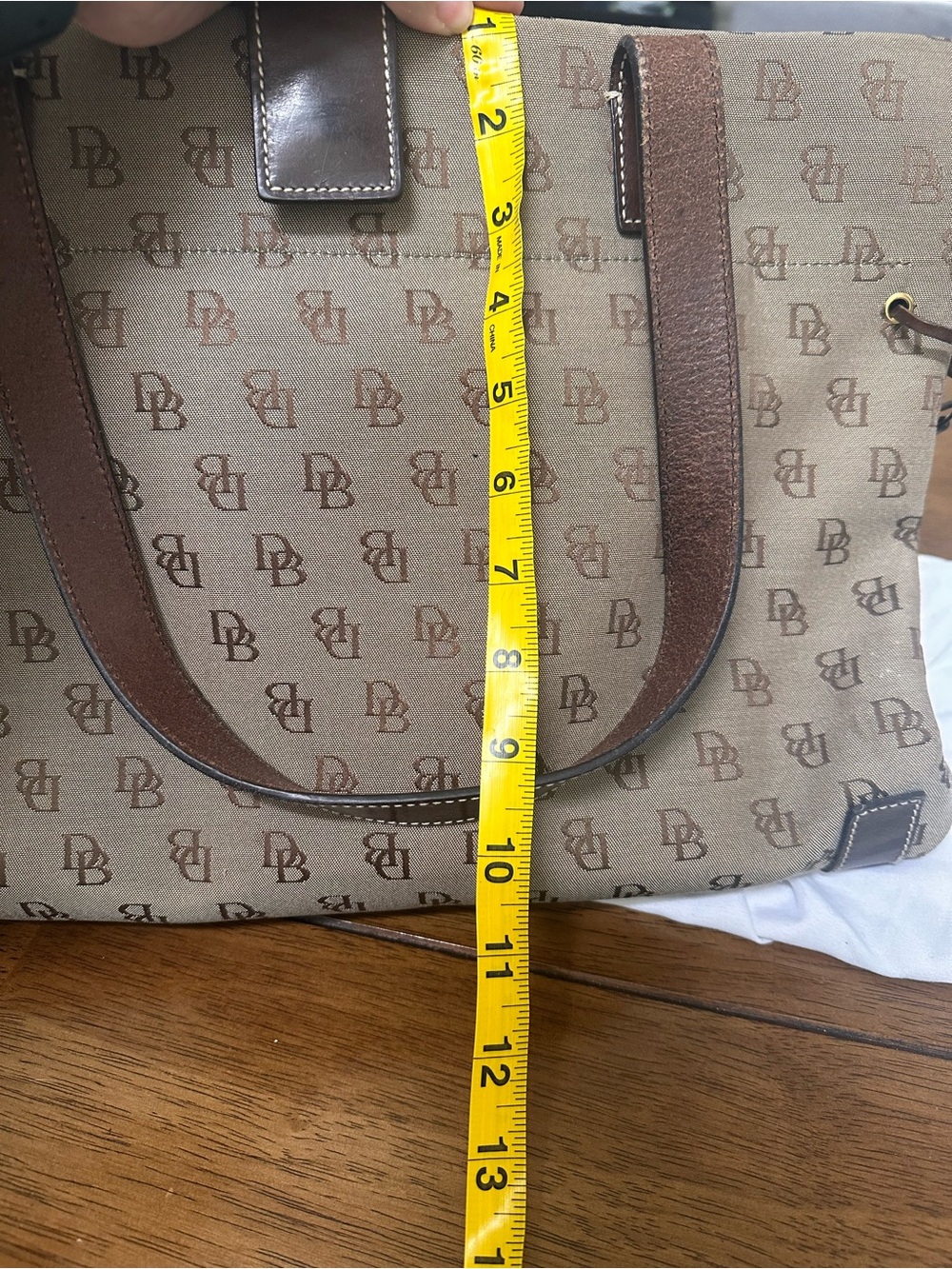 Dooney&Bourke L Monogram Beige & Brown Tote Bag - Picture 8 of 8